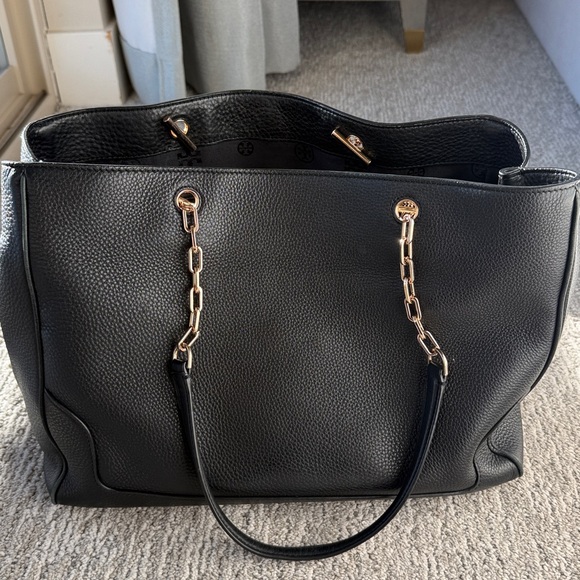 [Tory Burch] Black Leather Tote - Picture 4 of 5